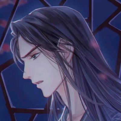 3名女生轮流背走失男孩去派出所